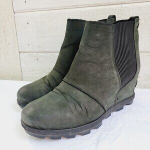 Sorel Women's Black WTPF Joan of Arctic Wedge II Chelsea Bootie - size 9